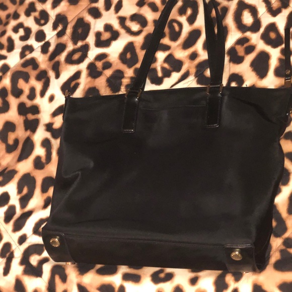 Cute everyday bag. - Picture 2 of 4